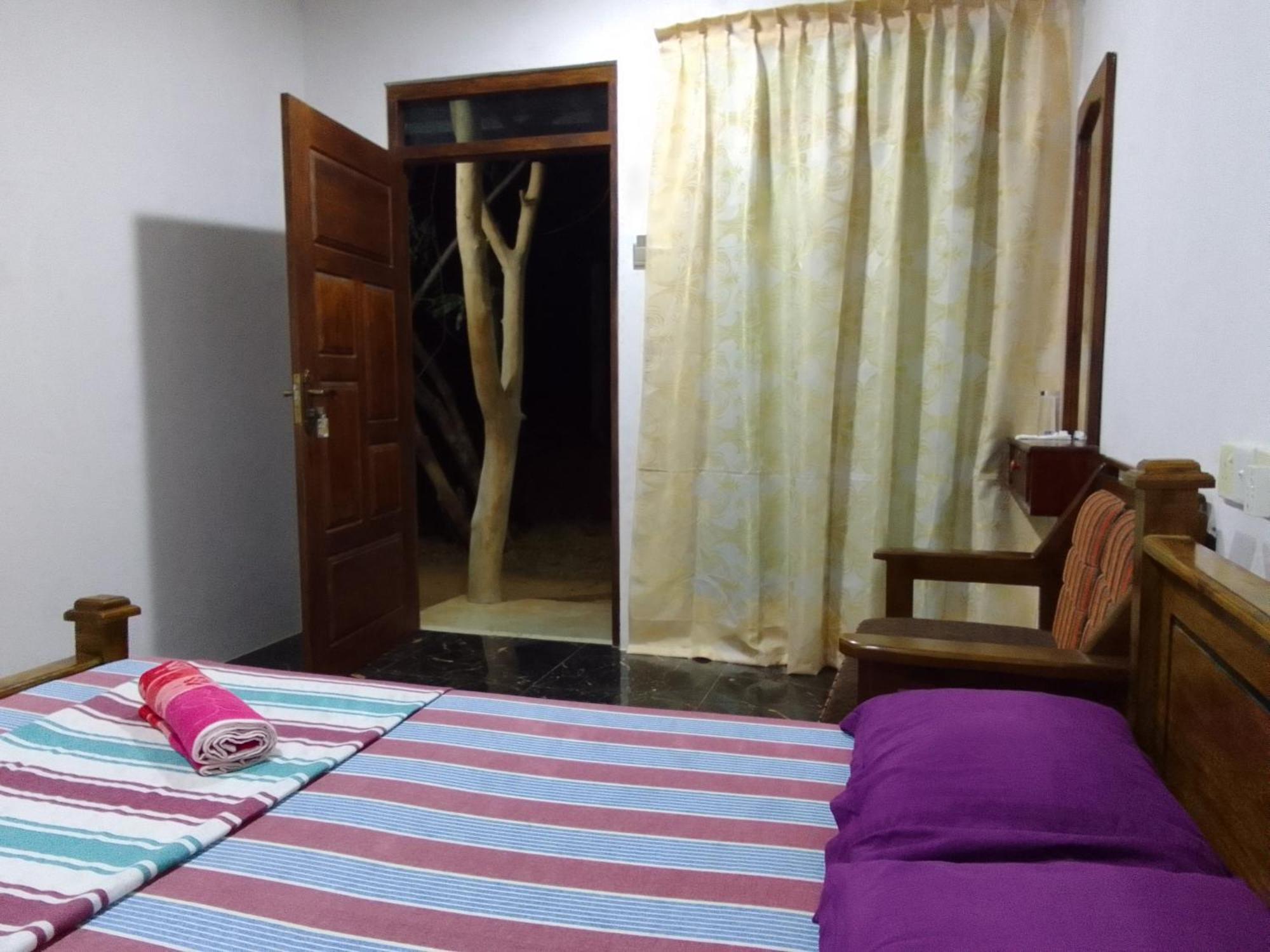 Wilpattu Buma Homestay Pahala Maragahawewa ภายนอก รูปภาพ